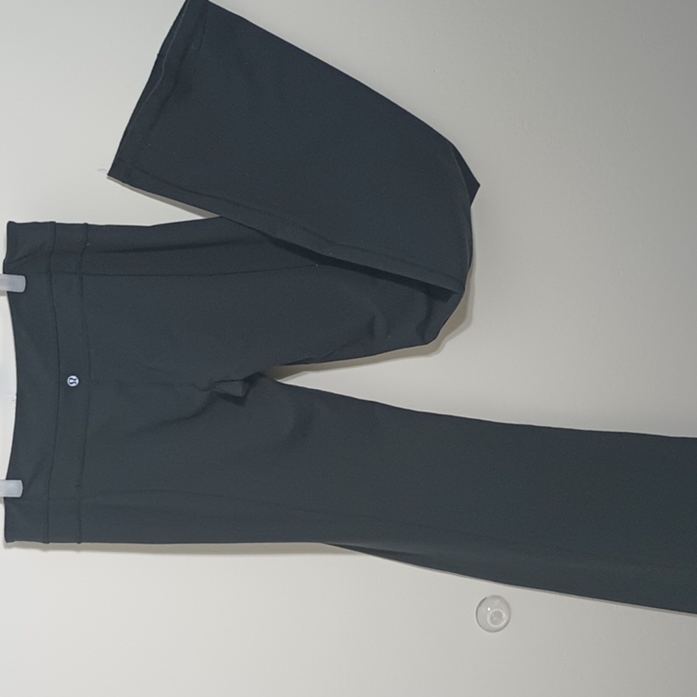 39 Lululemon In the Groove flare pants size 12